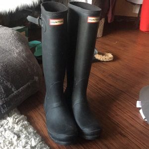 Tall matte black Hunter boots